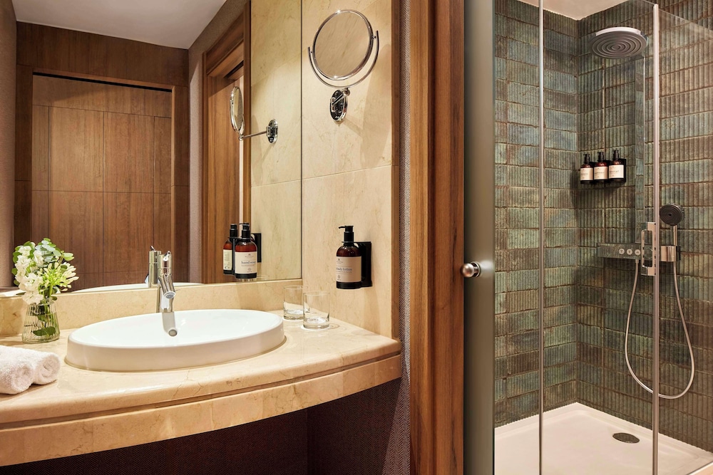 JUNIOR SUITE, POOL VIEW, TERRACE
