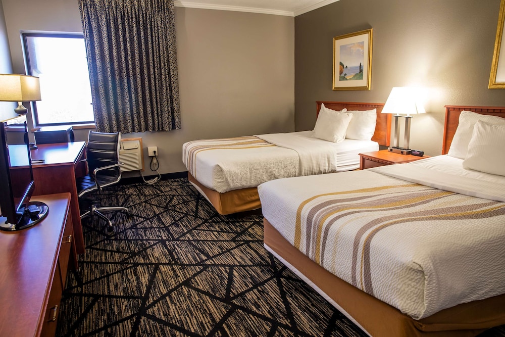La Quinta Inn Milwaukee Airport/Oak Creek 14/53