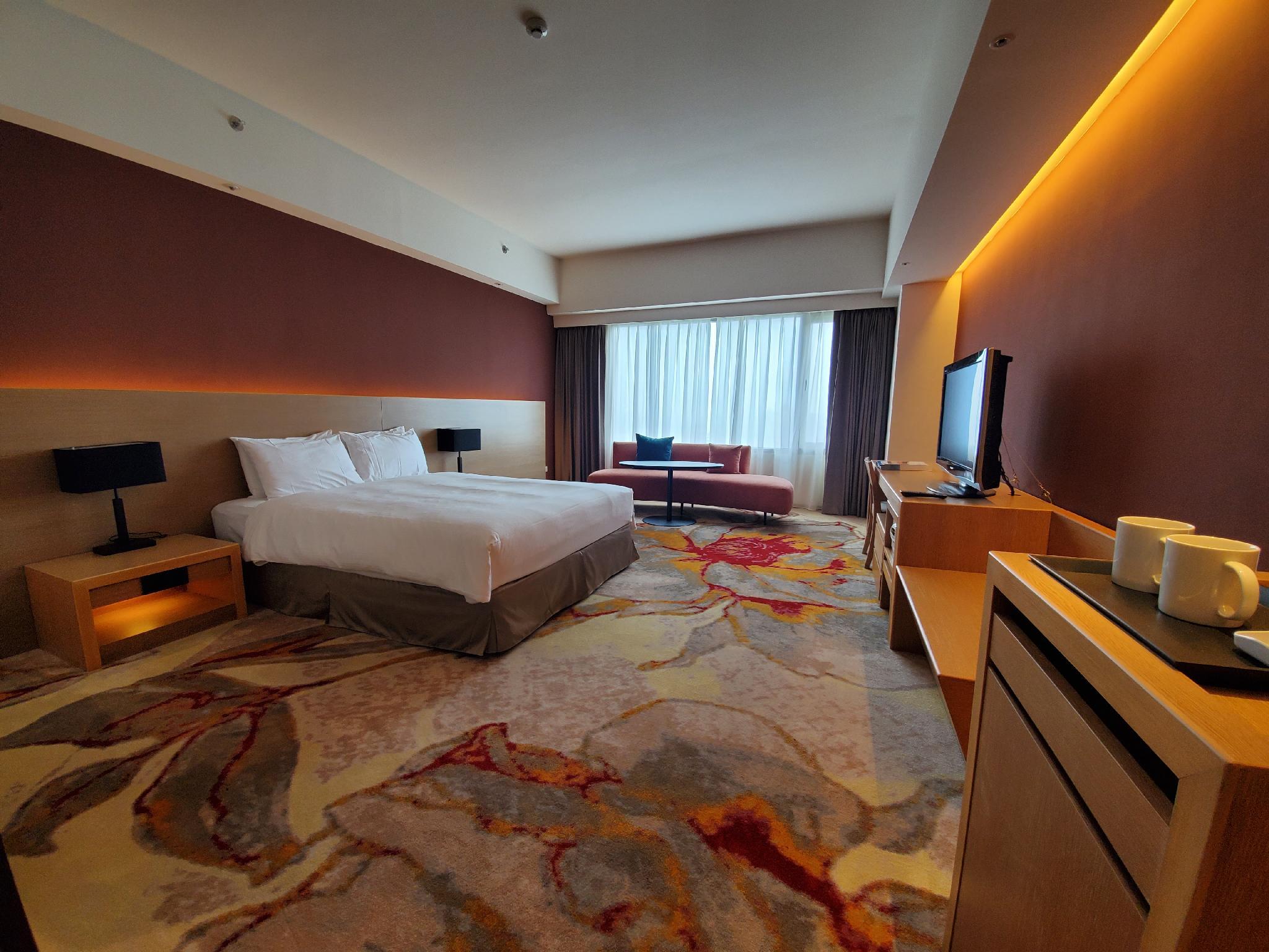 Deluxe, Double Bed