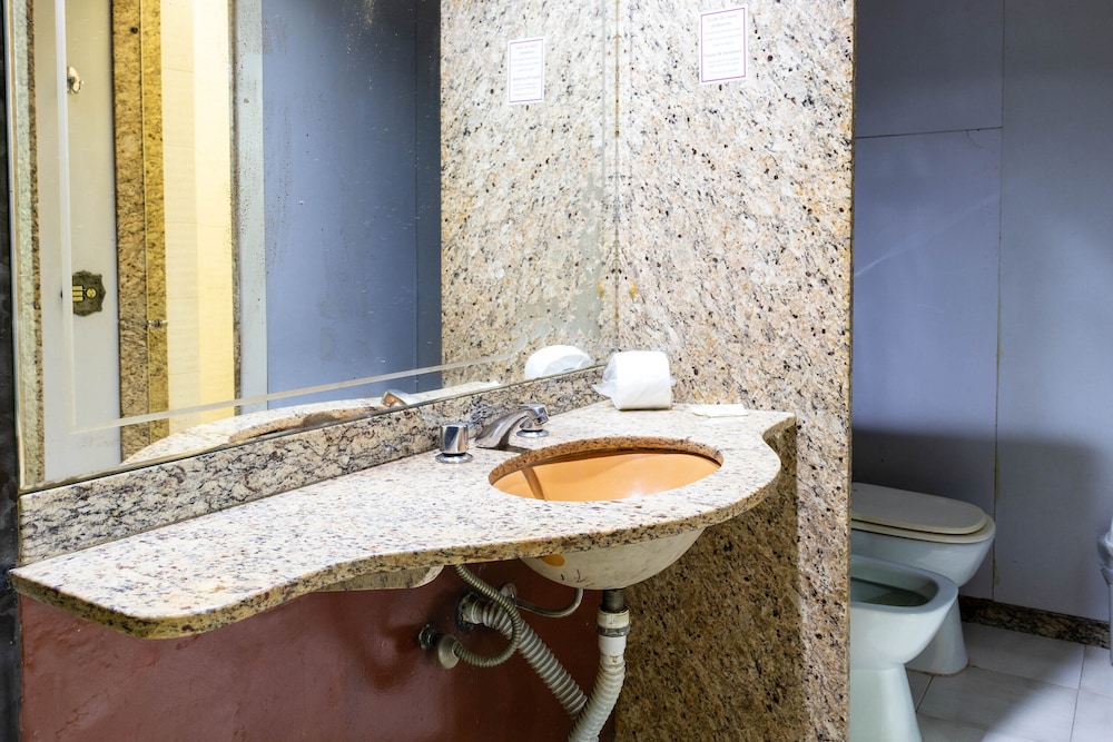 Pompeu Rio Hotel 63/65