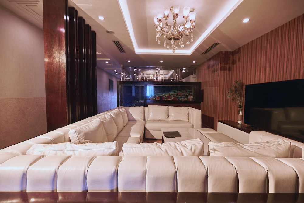 MERCURY BOUTIQUE HOTEL 8/76