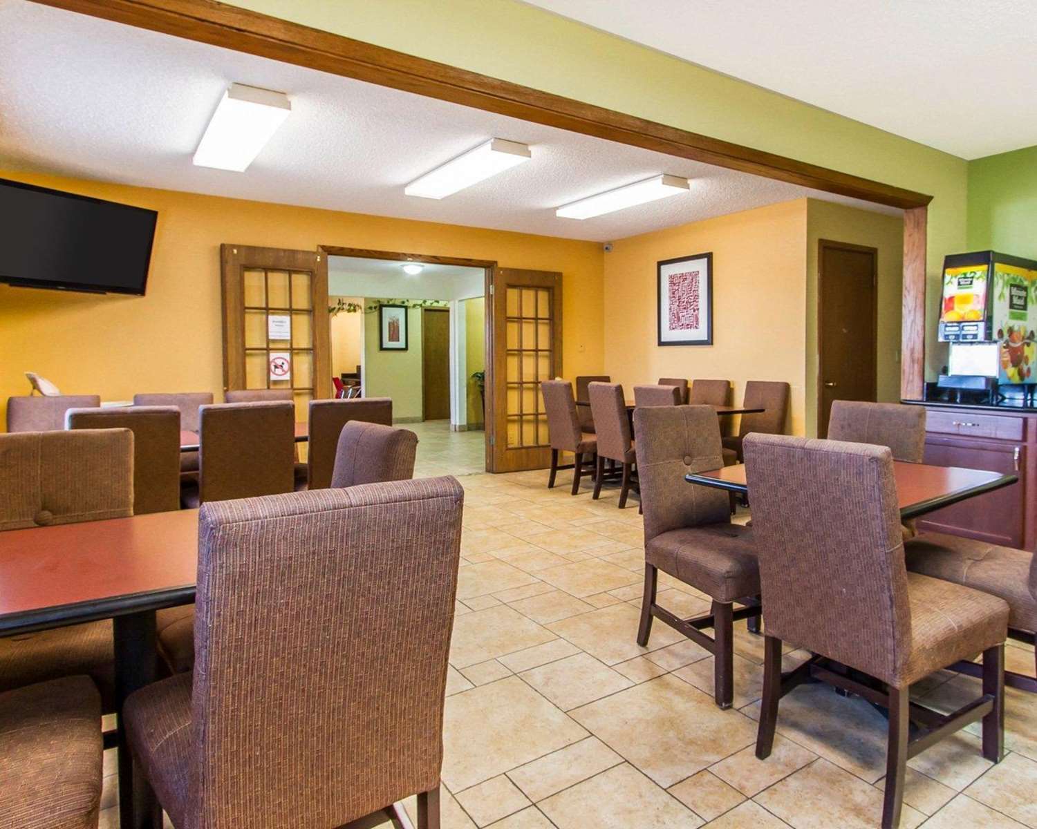 Quality Inn & Suites Ottumwa North 11/16