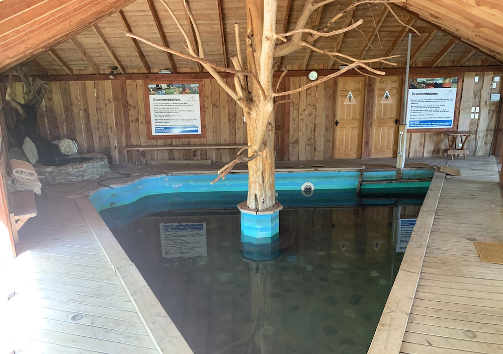 swimming pool spa