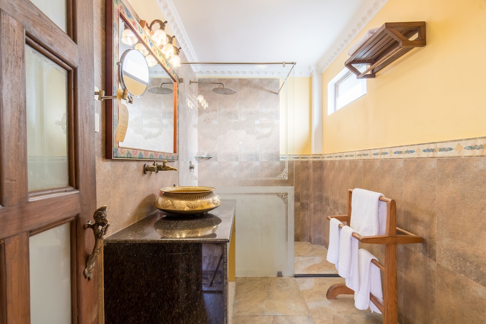 Heritage, King Bed، Baber Mahal Vilas 5/5