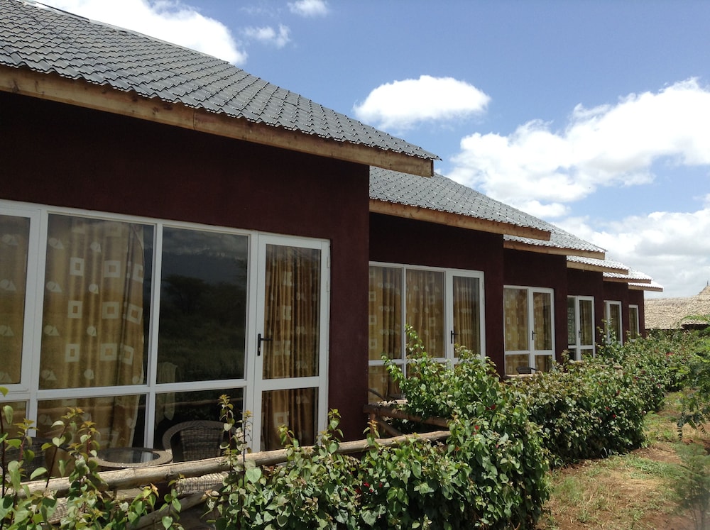 AA Lodge Amboseli 1/50