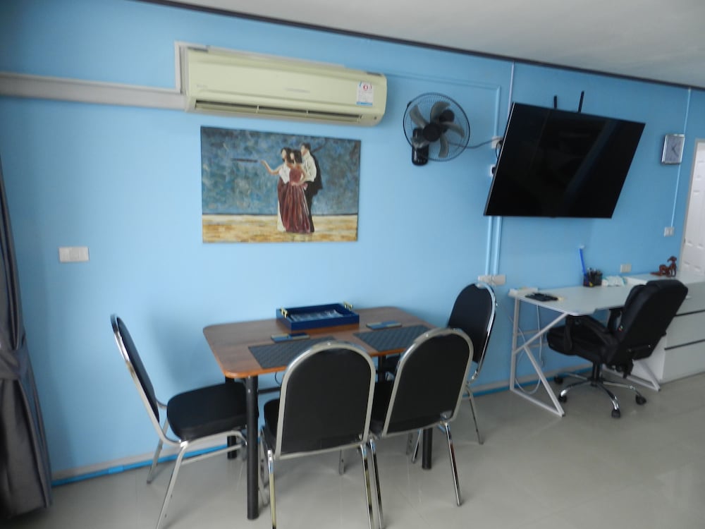 Alex Group Jomtien Plaza Condotel 29/50