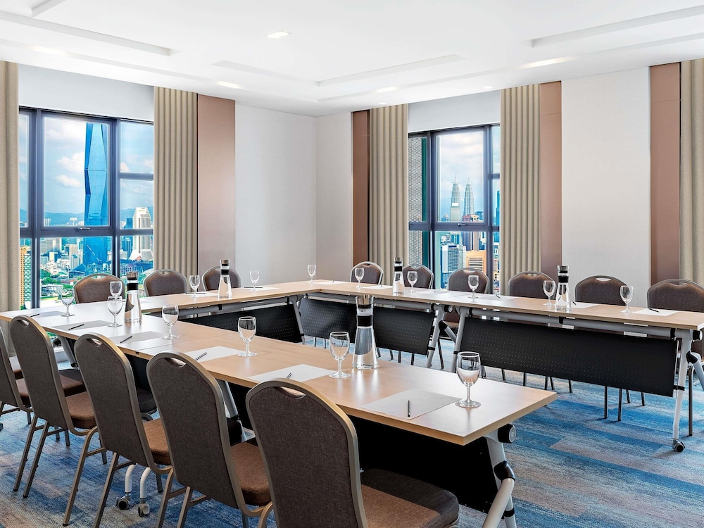 Mercure Kuala Lumpur Trion 32/36
