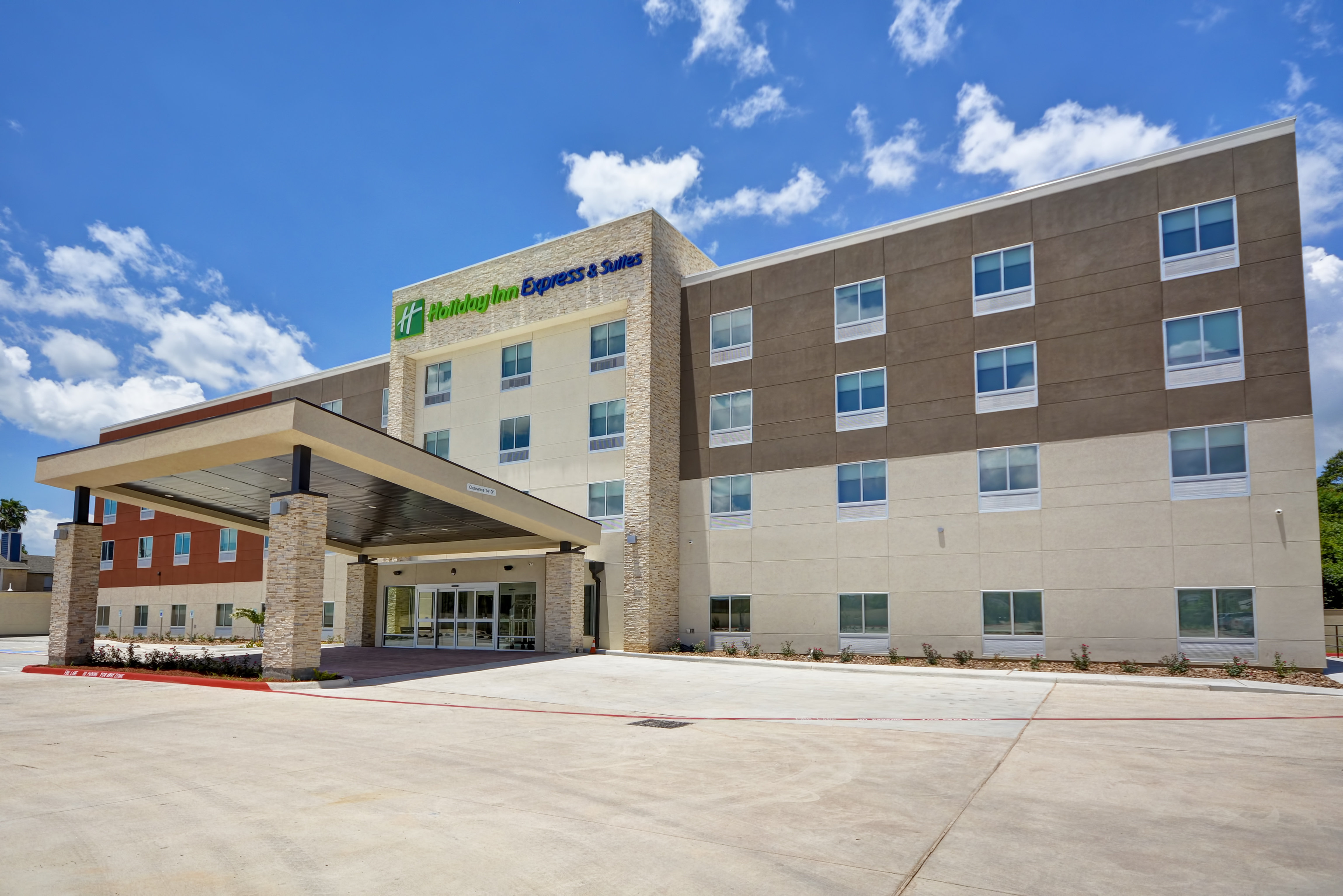 Holiday Inn Express & Suites Houston NASA - Boardwalk Area 6/57