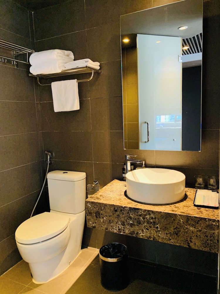 Bb Hotel Nha Trang 47/50