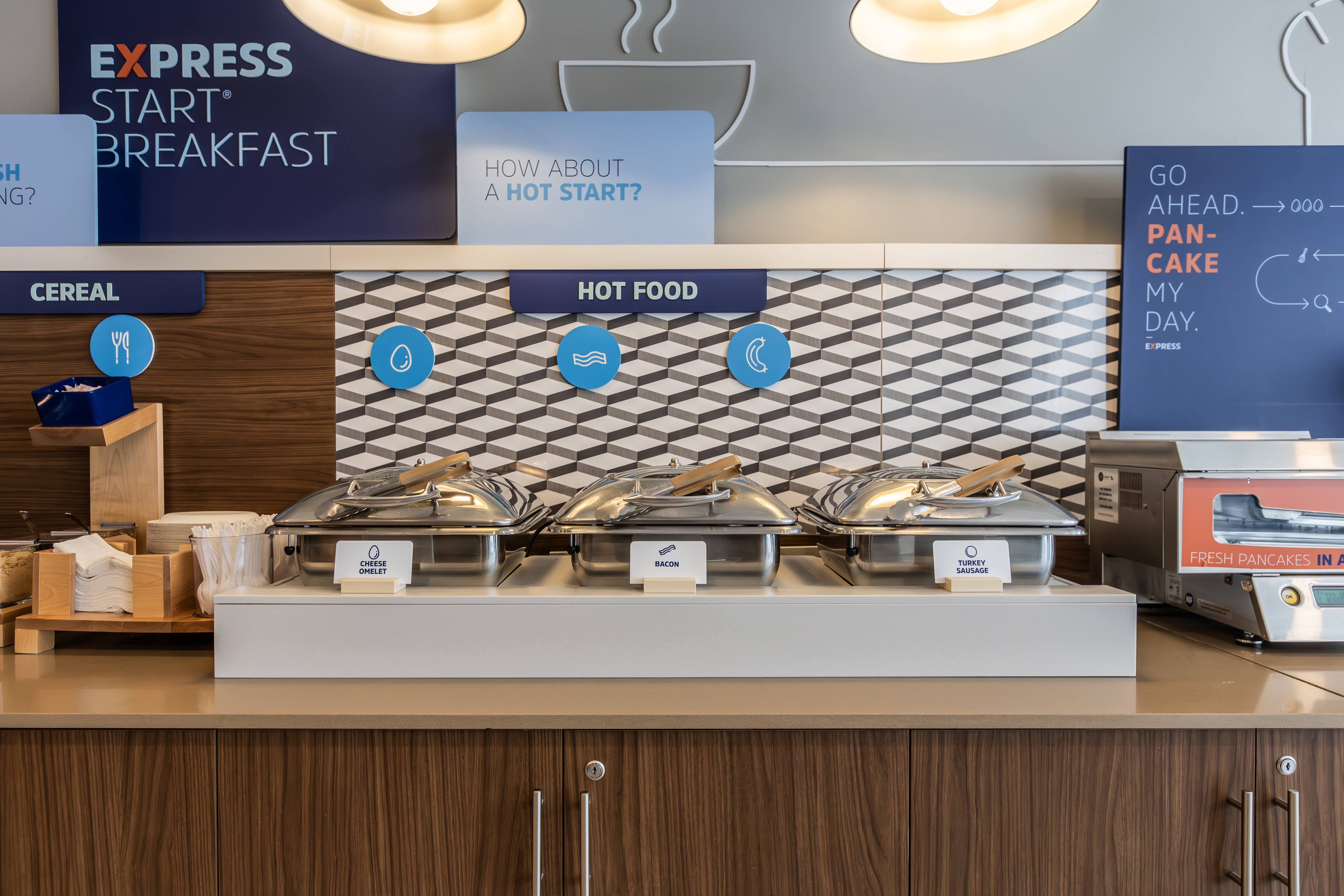 Holiday Inn Express Toronto North York 10/50