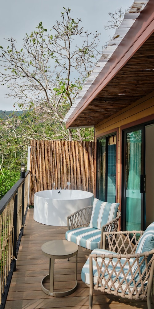 Lub d Koh Tao Tanote Bay 48/63