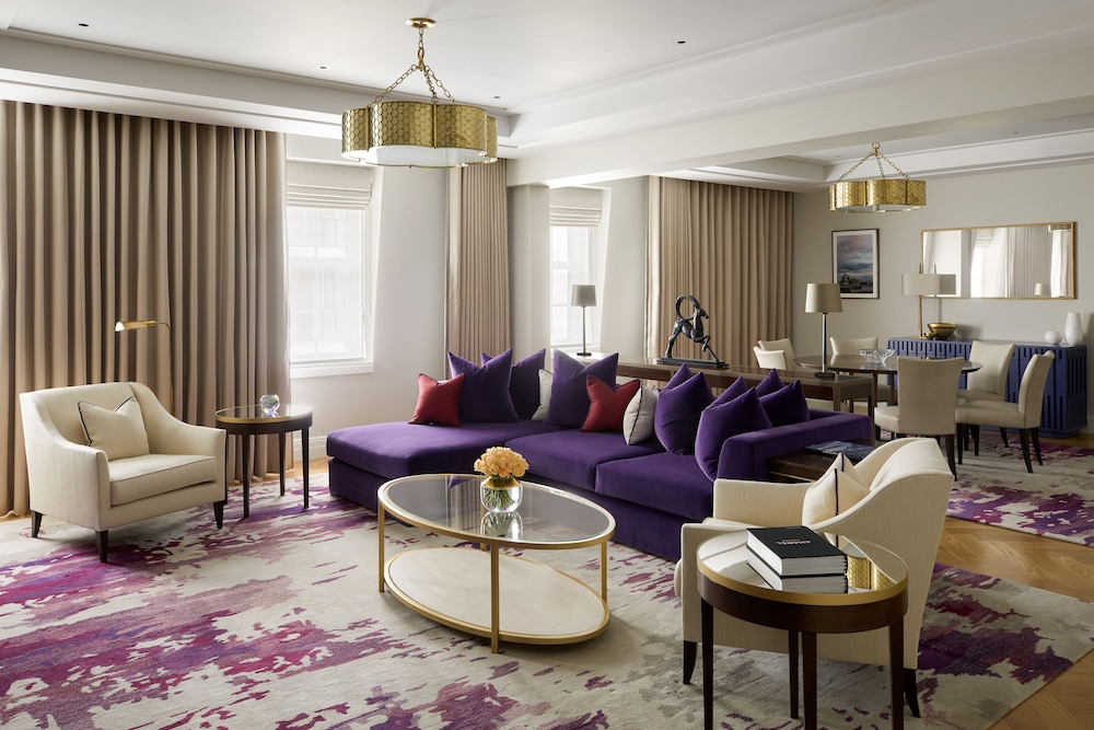 Four Seasons Hotel London at Tower Bridge 27/37