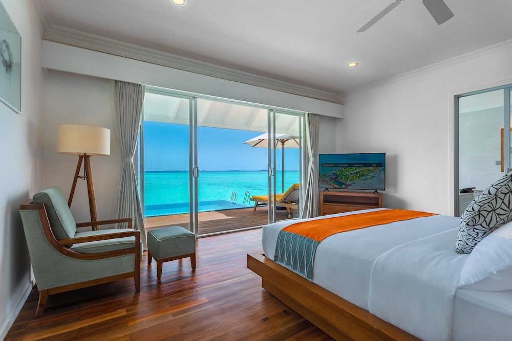 Dhigufaru Island Resort 19/62