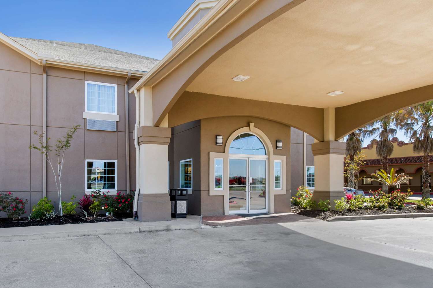 Quality Inn and Suites Port Arthur Nederland 10/10