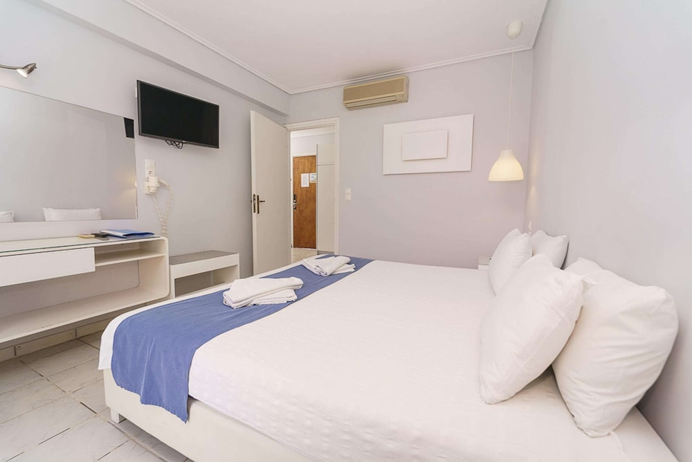 2 BEDROOMS, FAMILY