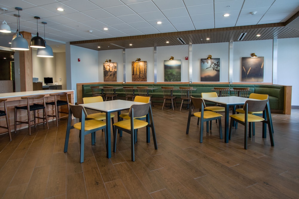 Fairfield Inn & Suites Duncan 32/40