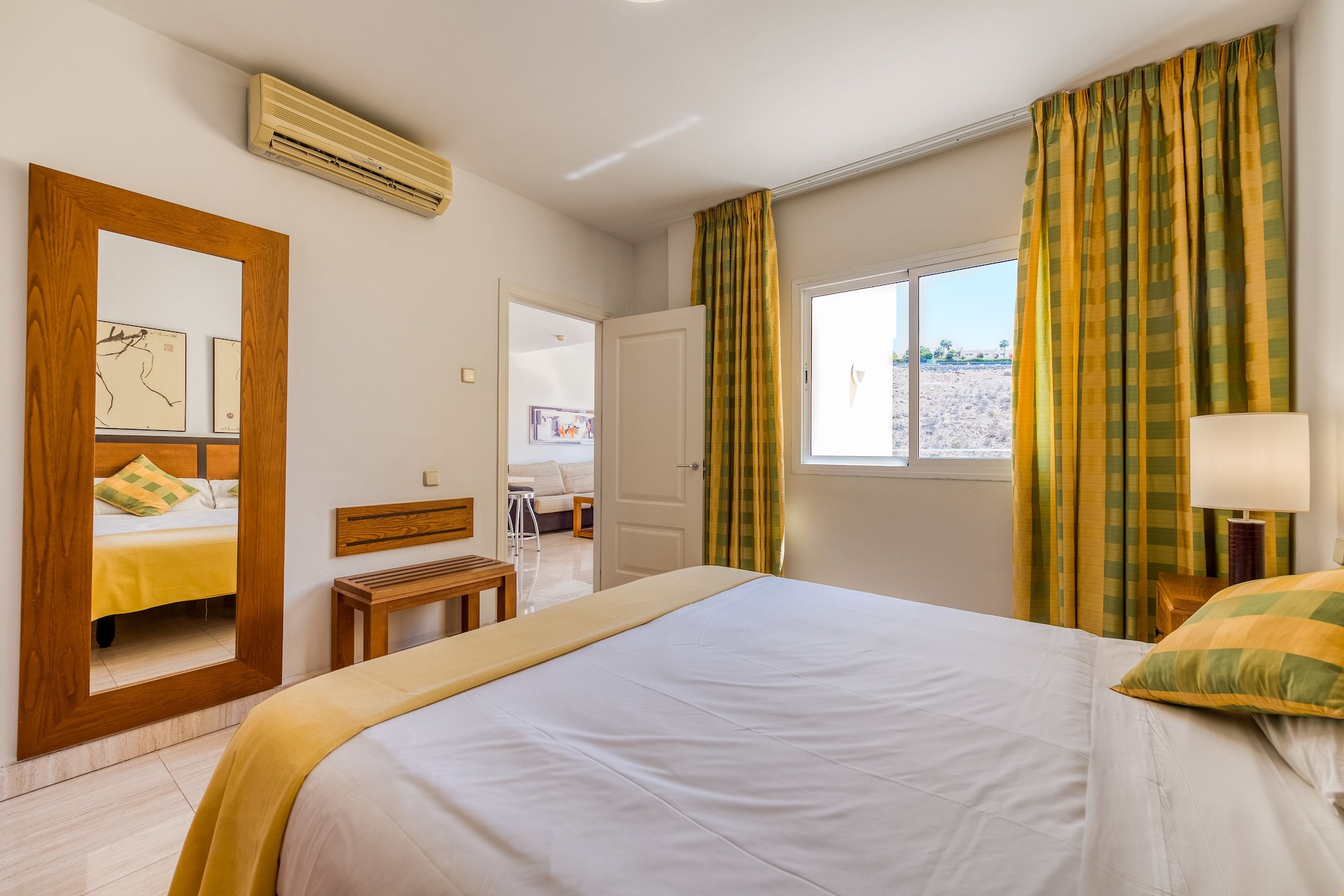 2 BEDROOMS, APARTMENT