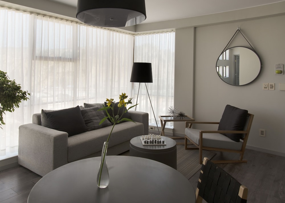 CASA GRANDE SUITES 22/42
