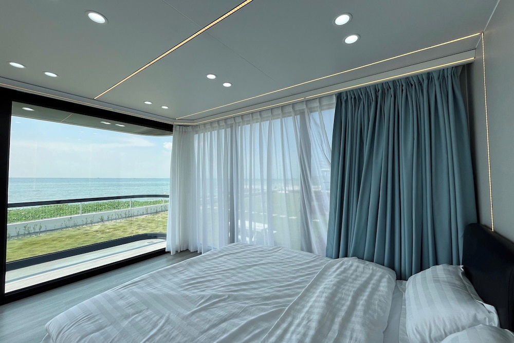 Saga Village Hotel and Resort Bintan 12/44