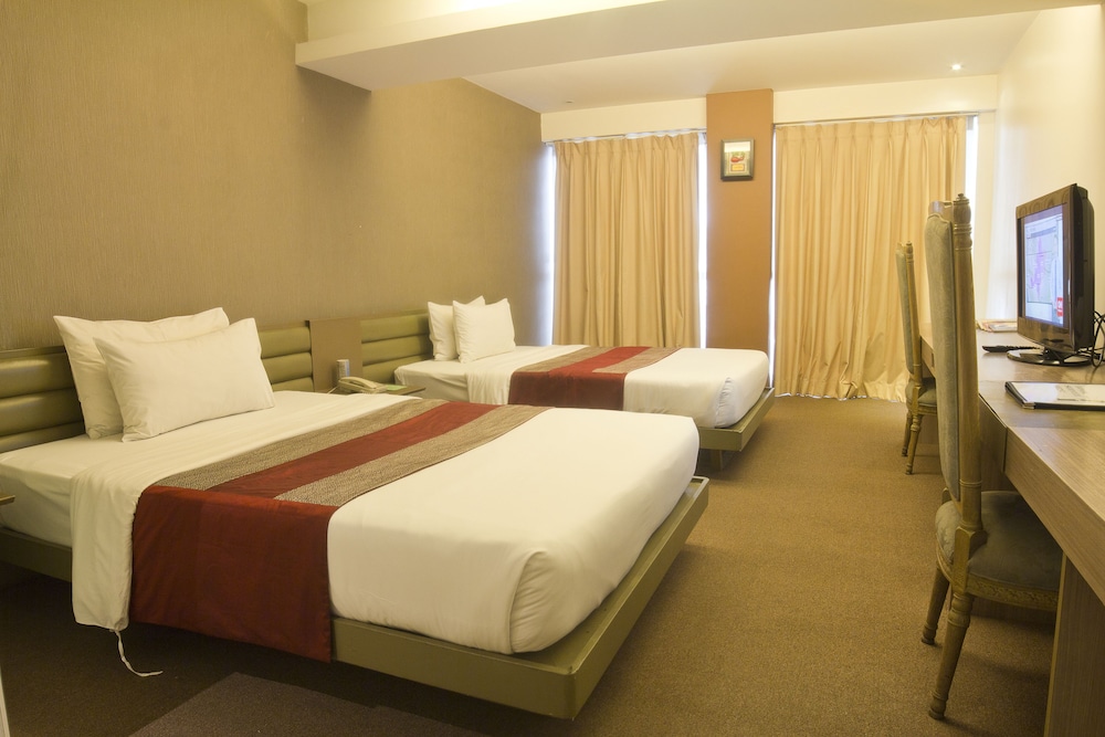 The E-Hotel Makati 25/59
