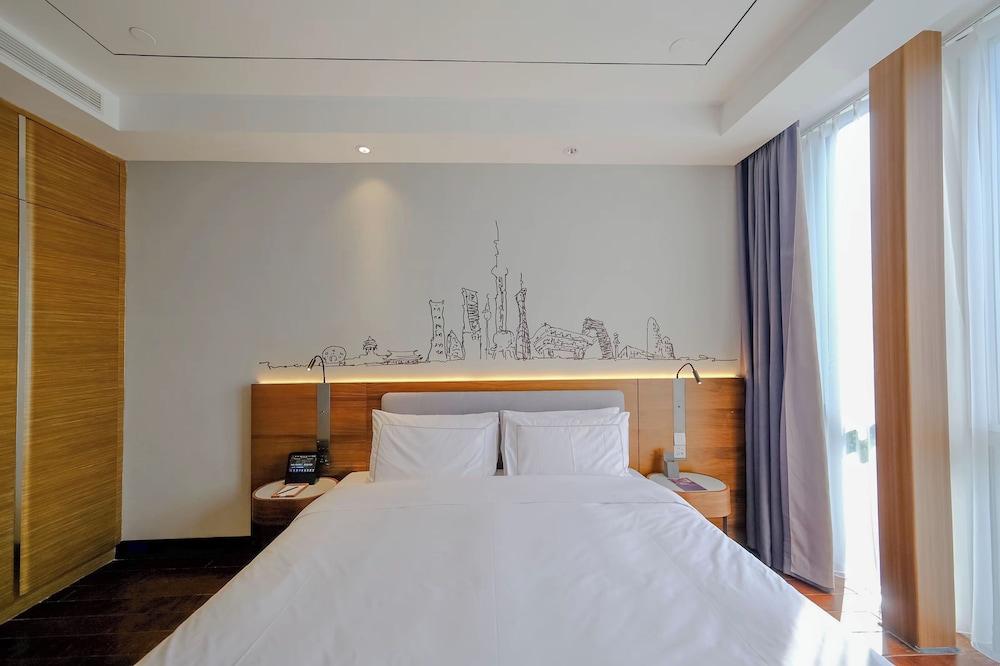 Shanghai International Tourist Resort Fuyi Hotel 11/55