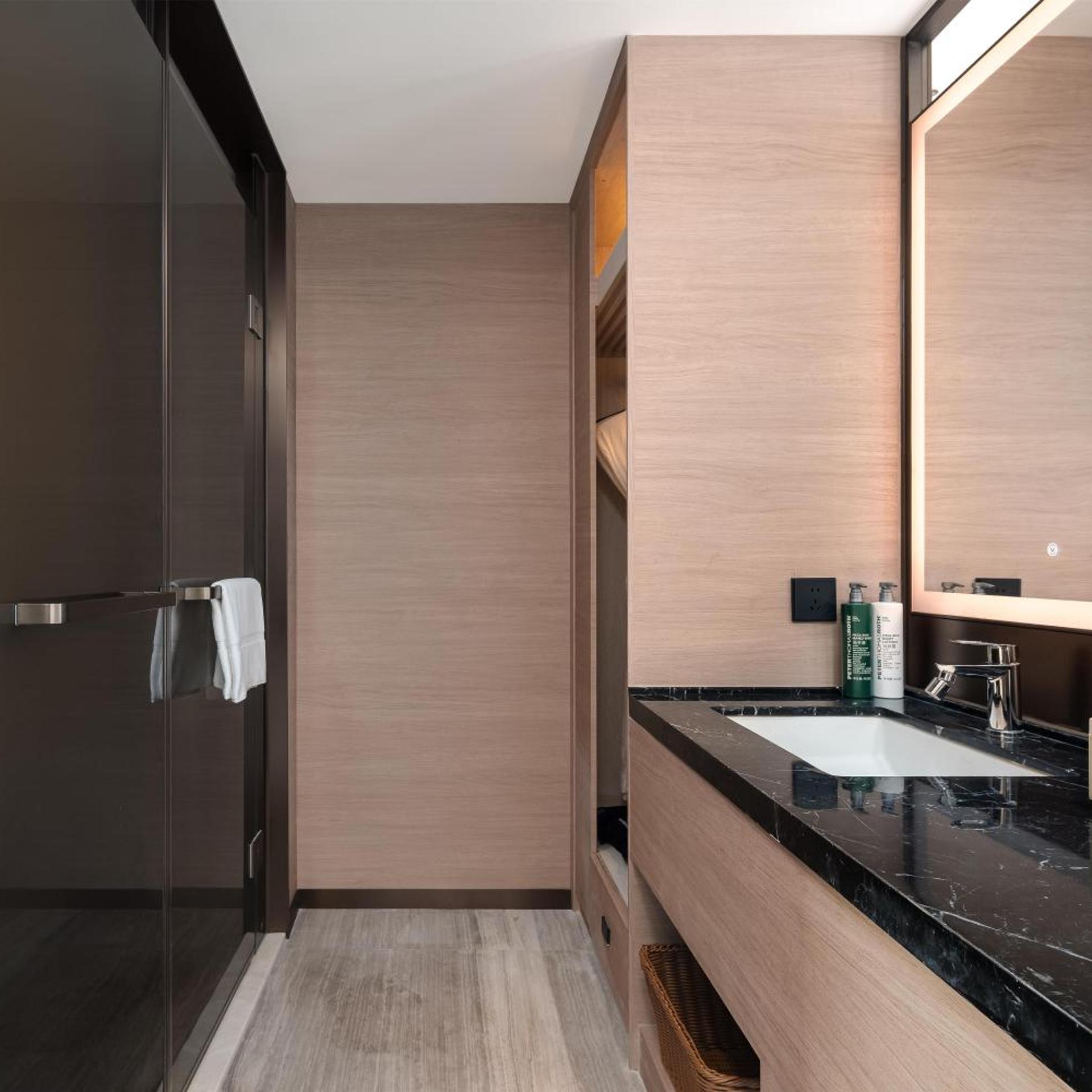 Hilton Garden Inn Zhoushan Mount Putuo 45/50