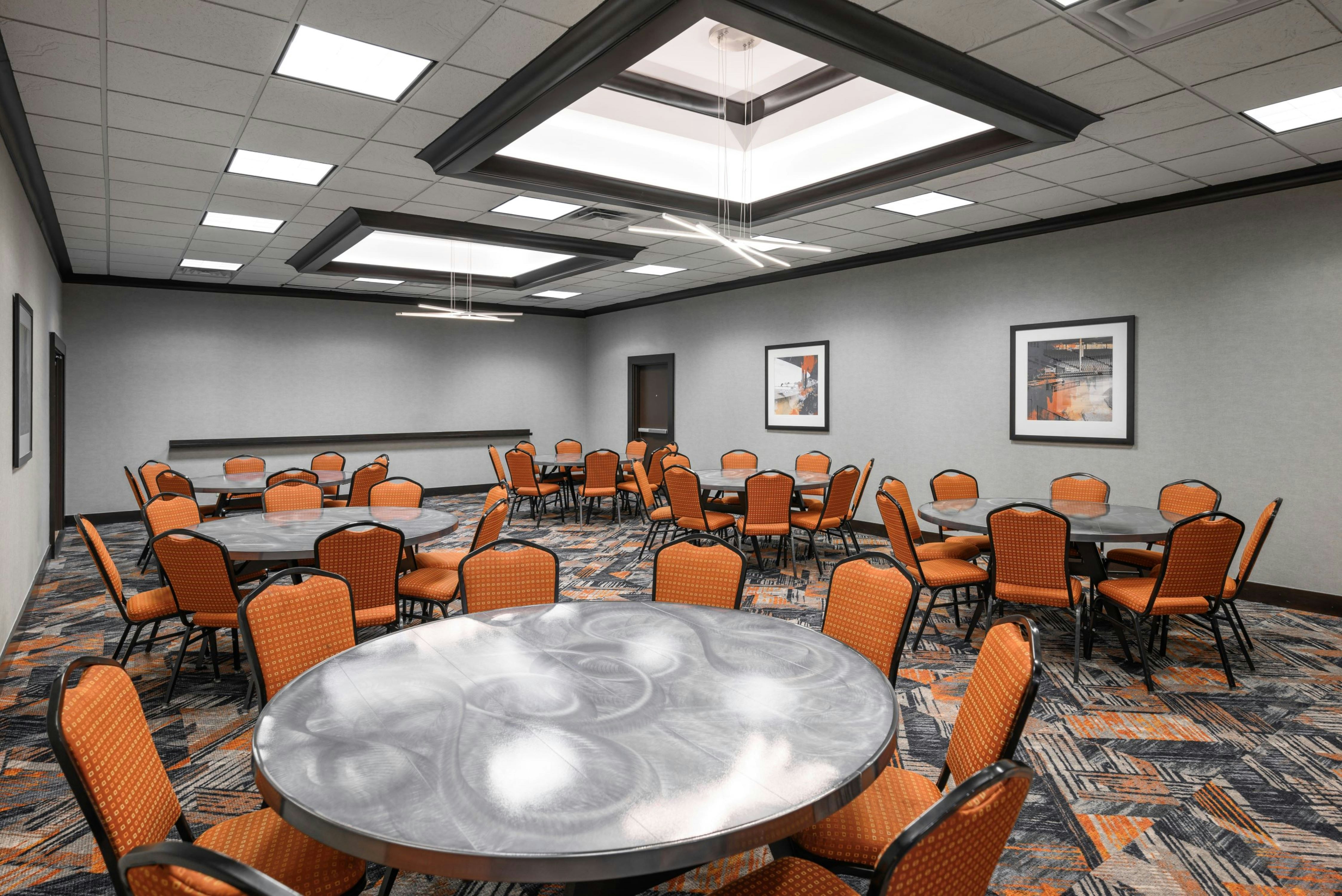 Hampton Inn Evansville Airport 60/70