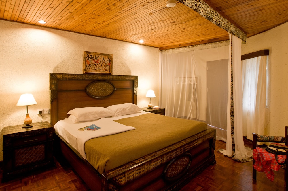 MARA SOPA LODGE 3/27