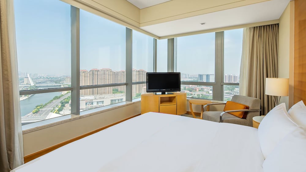 Holiday Inn Tianjin Riverside 20/79