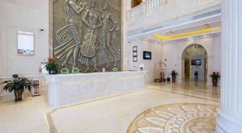 Vienna Hotel (Guangzhou Huadu Sunac Cultural Tourism City) 5/55