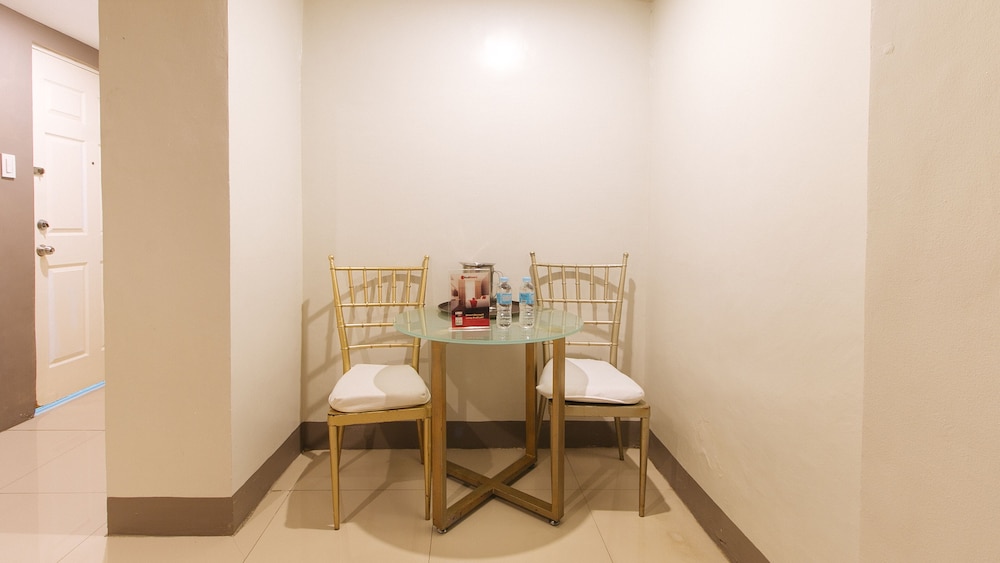 Reddoorz Samat Mandaluyong 23/24