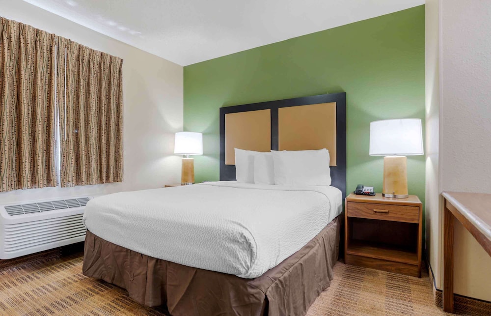 Extended Stay America - Birmingham - Wildwood 16/41
