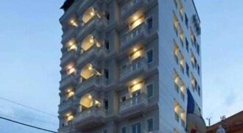 Hung Cuong Hotel 4/32