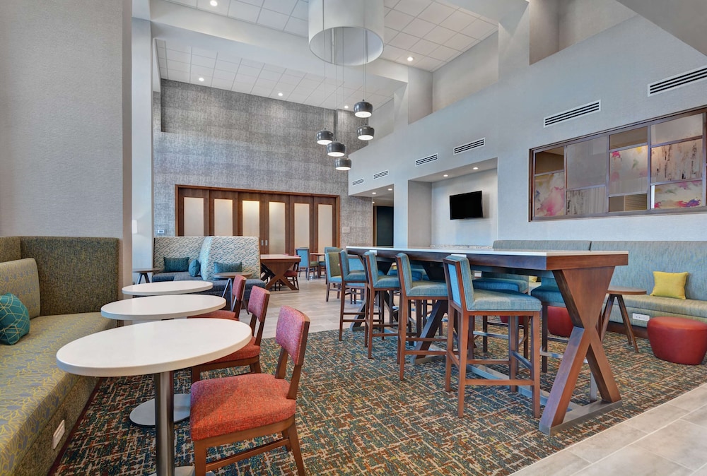 Hampton Inn And Suites Middleburg 44/49