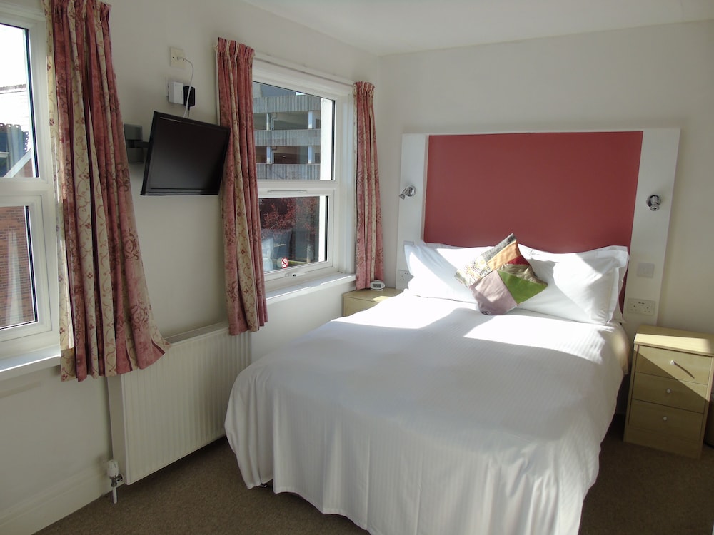 Carrington Guest House 3/50
