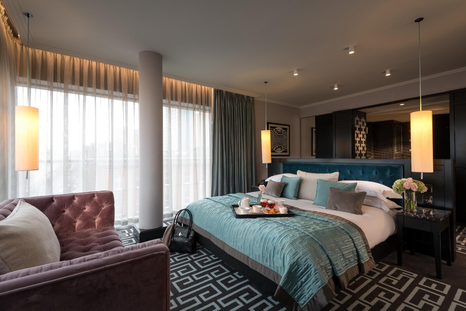 Junior Suite, Deluxe