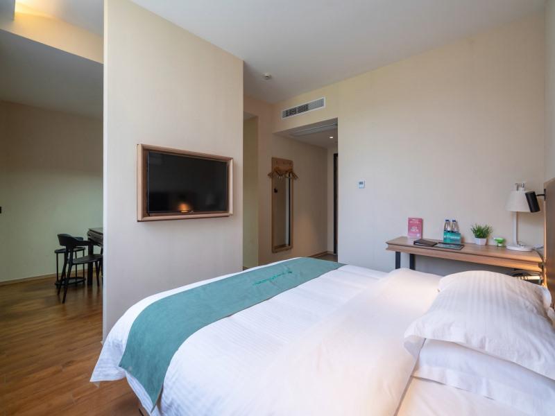 GreenTree Inn Wuxi Quanshan Center Express Hotel 17/37