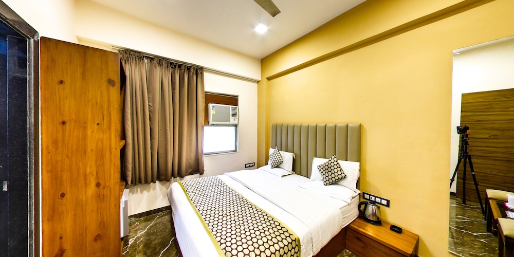 HOTEL VISHRAM 20/45