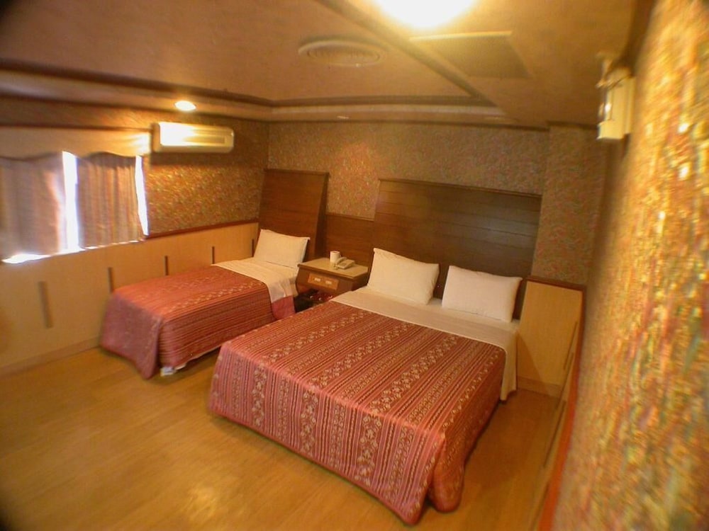 Ti Hwa Hotel 11/49