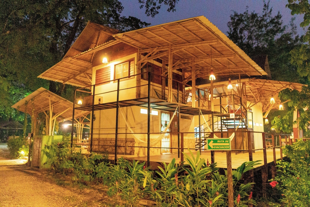 Kin Balam Cabanas 2/68