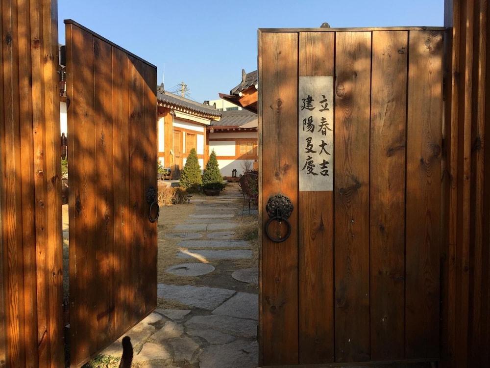 Dorandoran Guesthouse 38/47