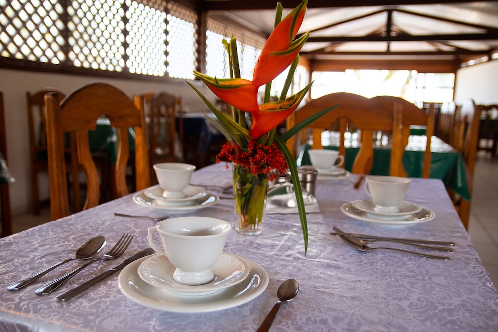 Brisa do Caita Praia Hotel 32/50