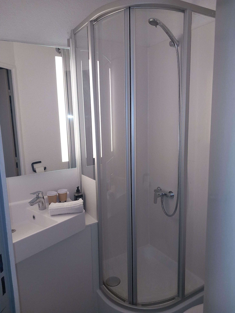 ibis budget Arles Sud Fourchon 43/43