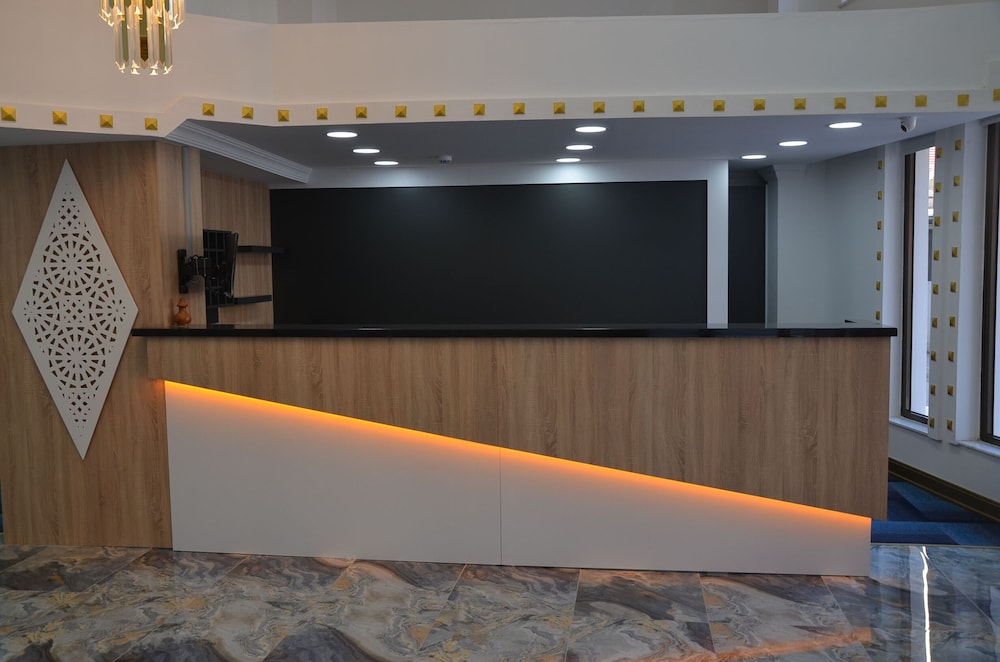 Piyes Otel 6/46