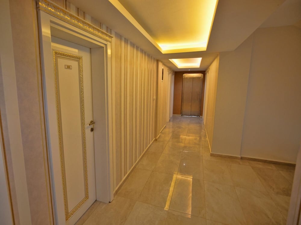 Airport Gulluk Hotel 9/17