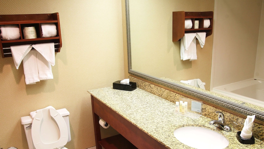 MainStay Suites Bourbonnais - Kankakee 43/47