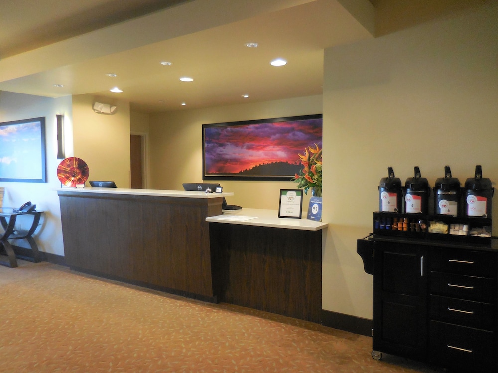 Ledgestone Hotel Billings 16/69