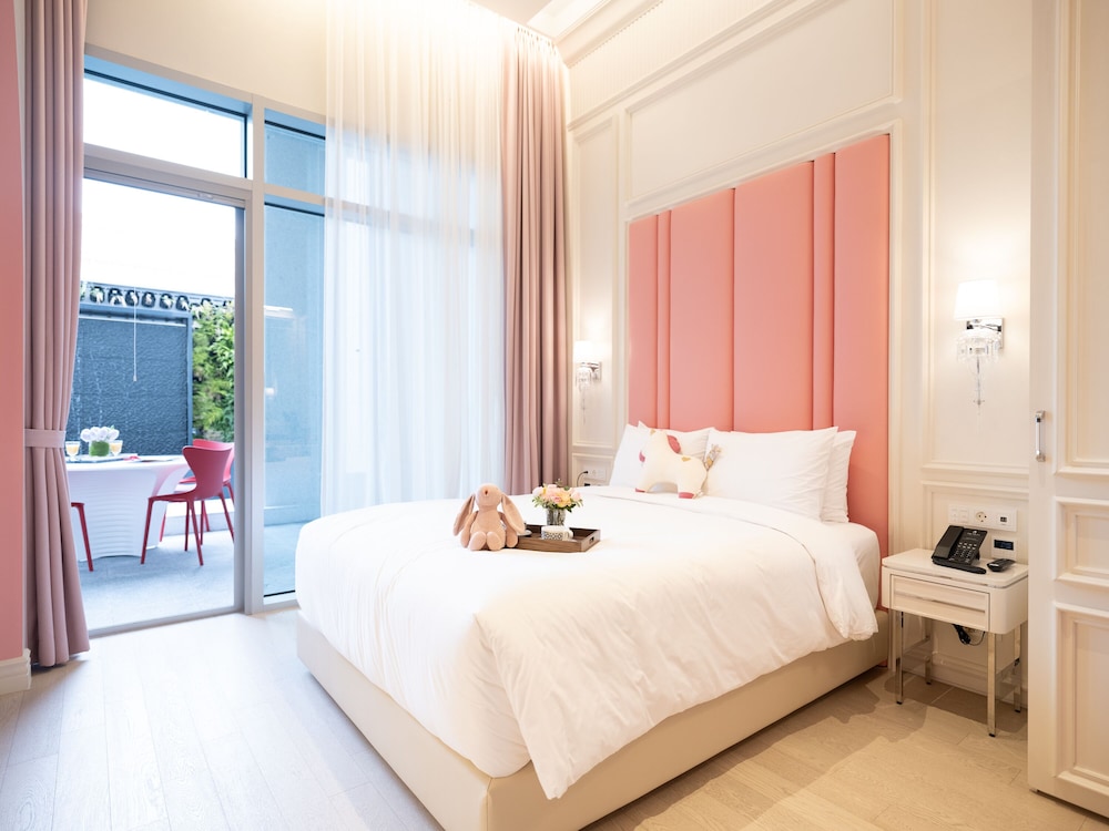 The Siena Resort 16/50