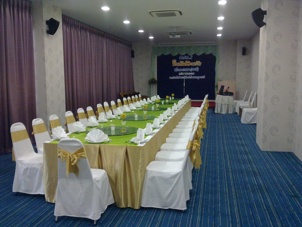 Prajaktra Design Hotel 35/50