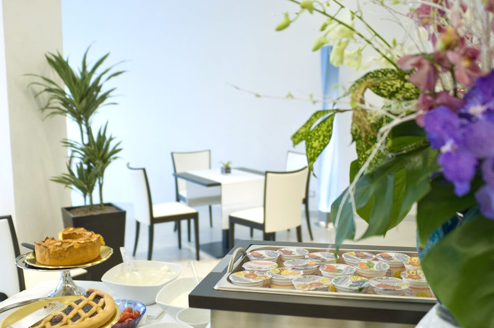 MERCURE RIMINI LUNGOMARE 57/71
